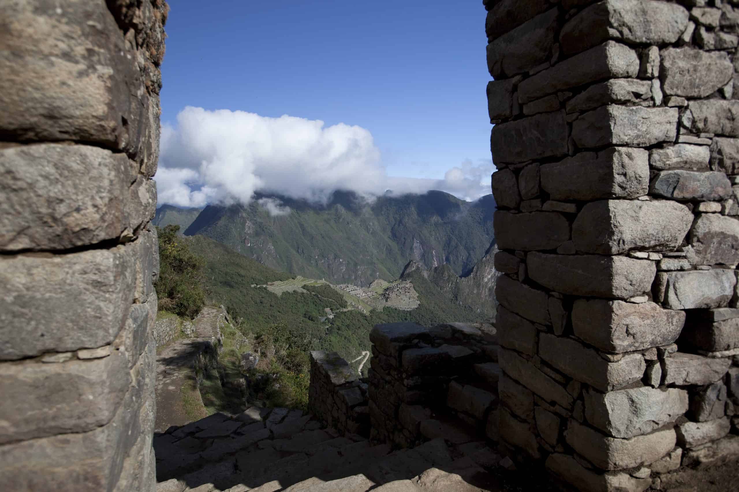 Vista Panorámica del Santuario Histórico Machu Picchu desde Intipunku